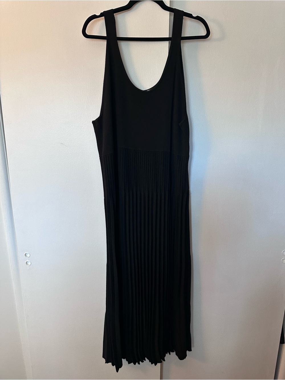 Black Pleated Tank Midi Dress - a new day size 2x Euc